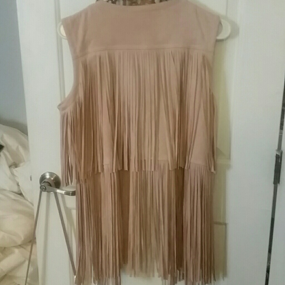 Vest - Picture 2 of 2